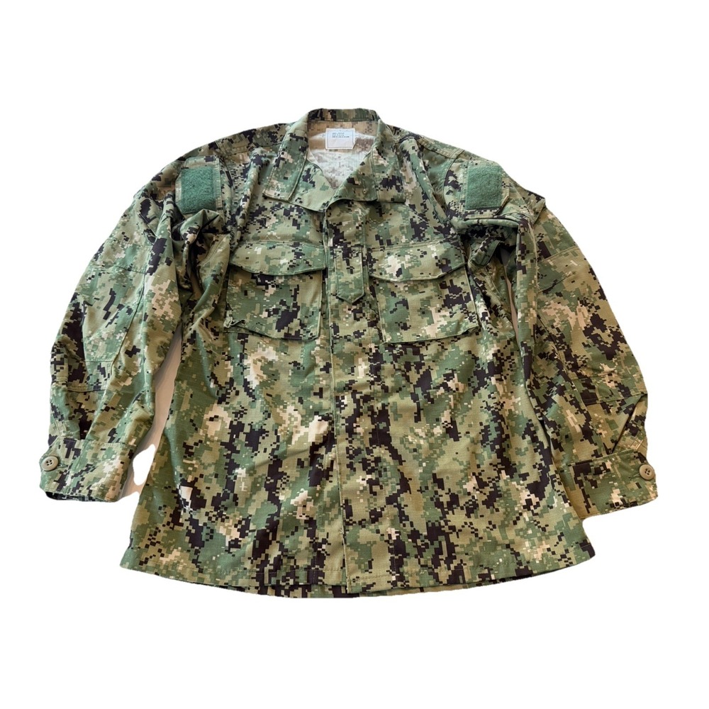 U.S. Navy‎ Blouse Mens Small Working Uniform Type III NWU Seals Military Camo